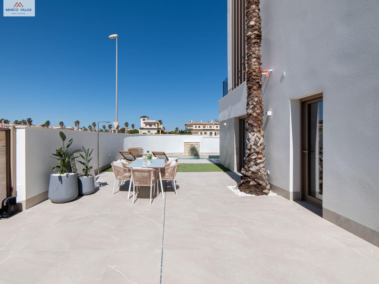 3 bedroom Villa for sale in Ciudad Quesada with pool - € 399,000 (Ref: 9048731)