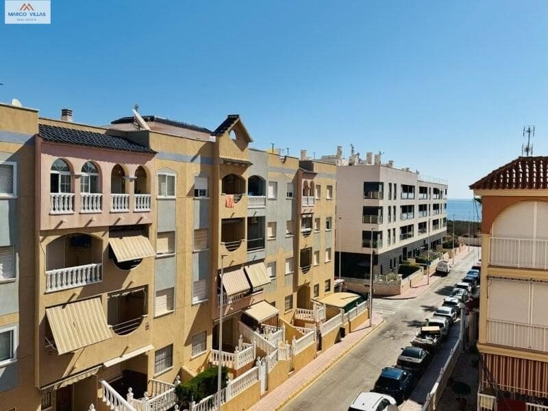 2 bedroom Apartment for sale in Torrevieja with pool garage - € 165,000 (Ref: 9152109)