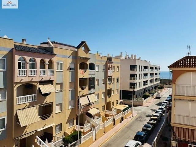 2 bedroom Apartment for sale in Torrevieja with pool garage - € 165,000 (Ref: 9152109)