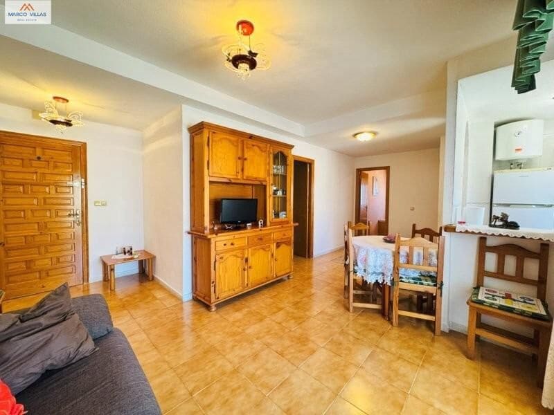 2 bedroom Apartment for sale in Torrevieja with pool garage - € 165,000 (Ref: 9152109)