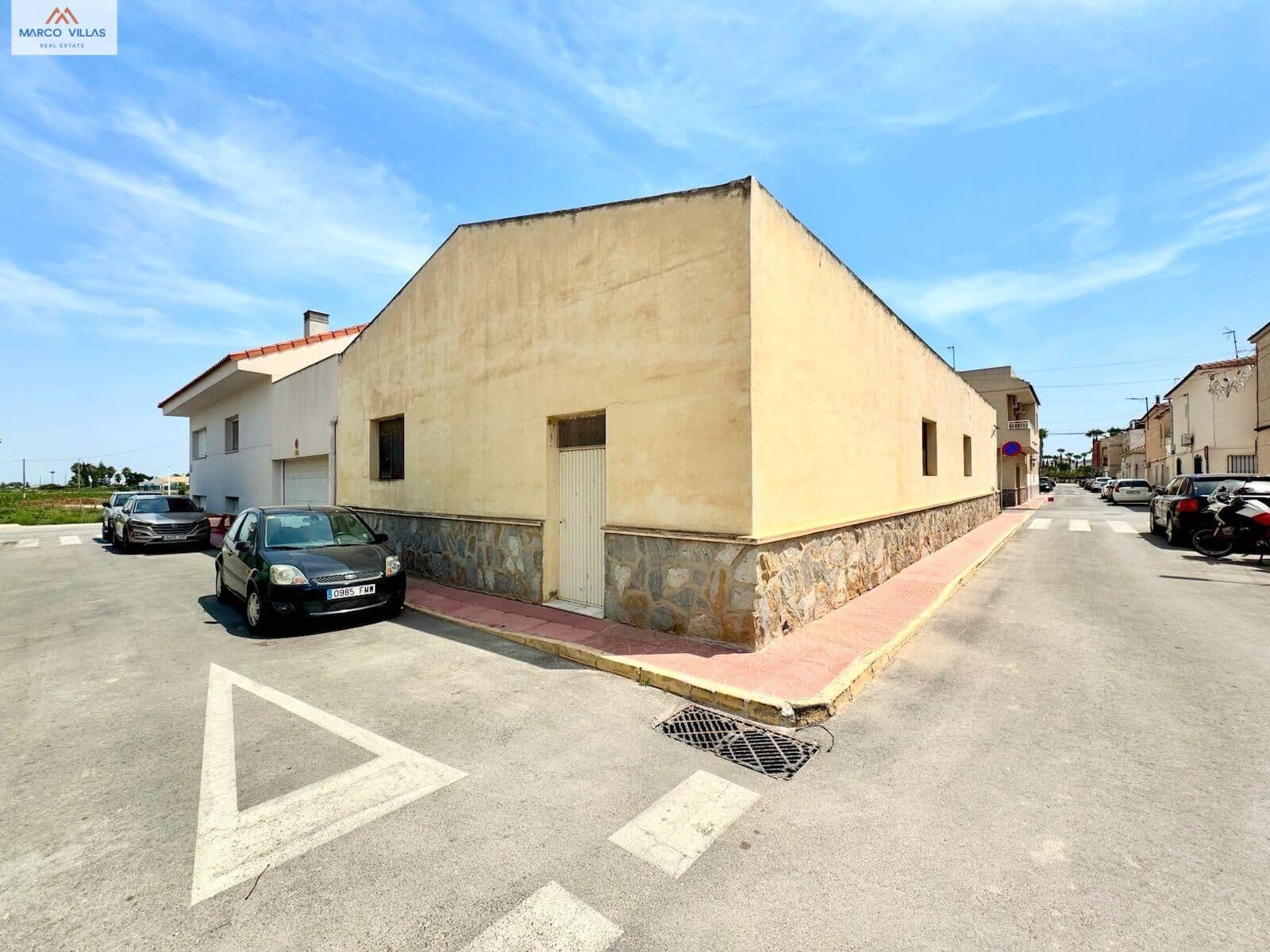 Garagem para venda em Daya Vieja - 155 500 € (Ref: 9165744)