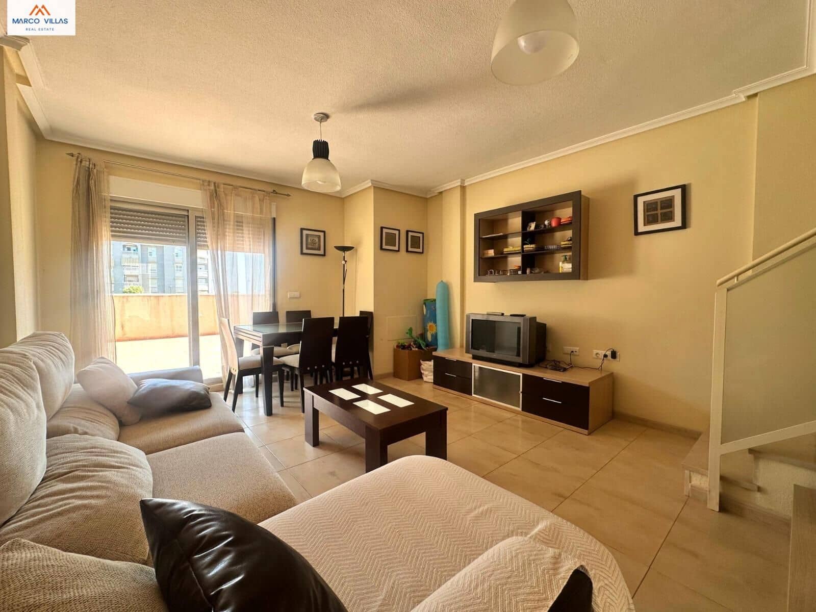 3 chambre Villa/Maison Mitoyenne à vendre à Guardamar del Segura avec piscine garage - 245 000 € (Ref: 9176431)