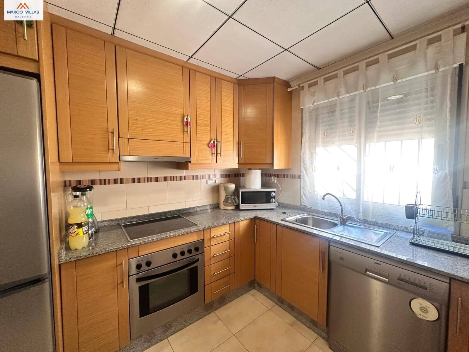 3 chambre Villa/Maison Mitoyenne à vendre à Guardamar del Segura avec piscine garage - 245 000 € (Ref: 9176431)