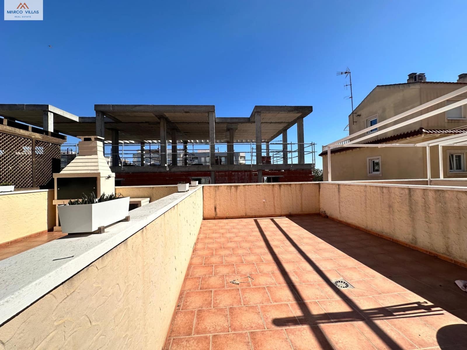 3 chambre Villa/Maison Mitoyenne à vendre à Guardamar del Segura avec piscine garage - 245 000 € (Ref: 9176431)