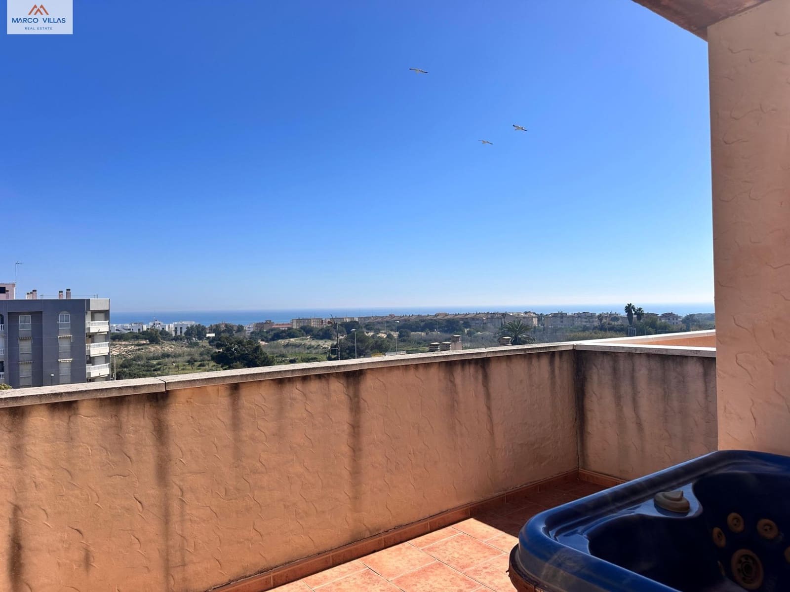 3 sovrum Radhus till salu i Guardamar del Segura med pool garage - 245 000 € (Ref: 9176431)
