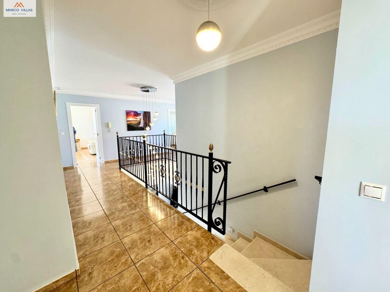 8 Zimmer Villa zu verkaufen in San Fulgencio mit Pool Garage - 950.000 € (Ref: 9236889)