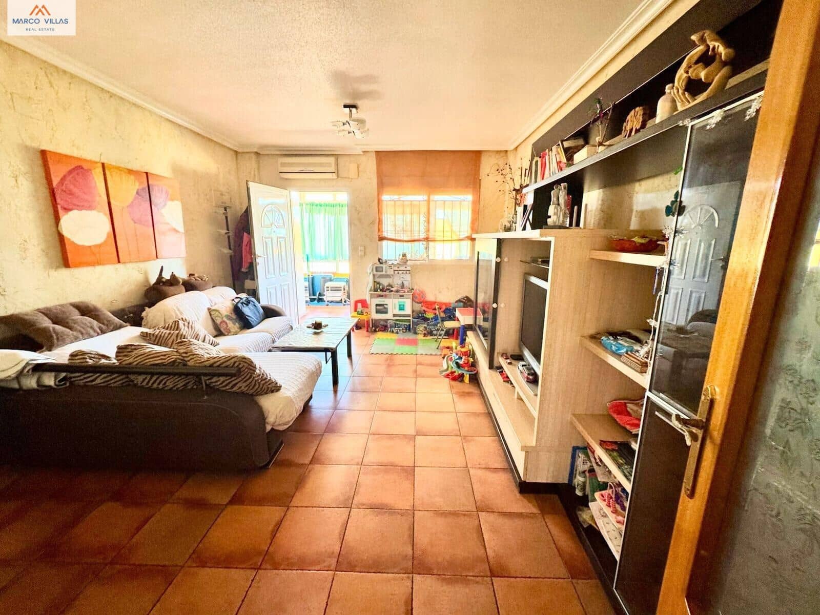 2 slaapkamer Rijtjeshuis te koop in San Fulgencio met zwembad - € 170.000 (Ref: 9291545)