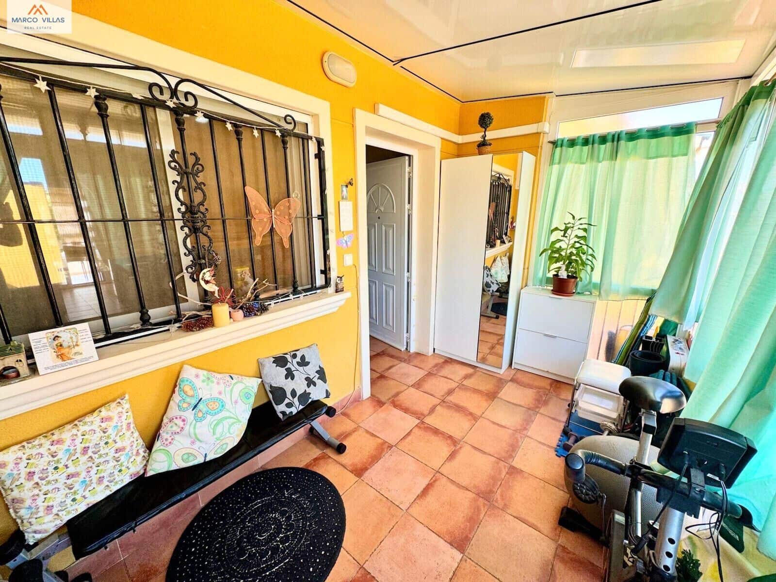 2 slaapkamer Rijtjeshuis te koop in San Fulgencio met zwembad - € 170.000 (Ref: 9291545)