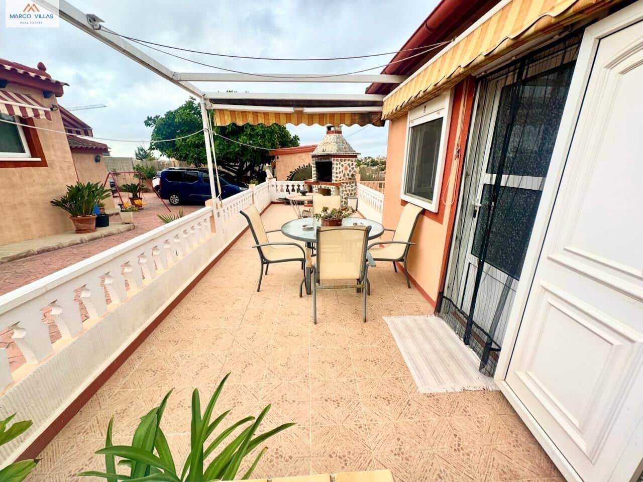 5 bedroom Villa for sale in San Fulgencio with pool garage - € 425,000 (Ref: 9310887)