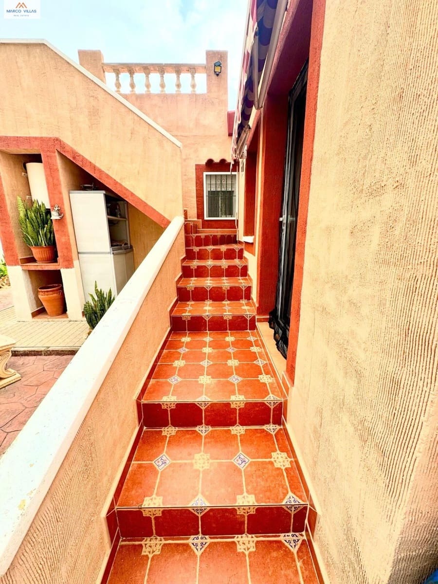 5 bedroom Villa for sale in San Fulgencio with pool garage - € 425,000 (Ref: 9310887)