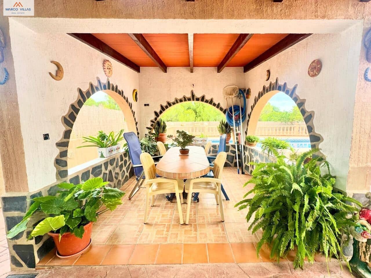 5 bedroom Villa for sale in San Fulgencio with pool garage - € 425,000 (Ref: 9310887)