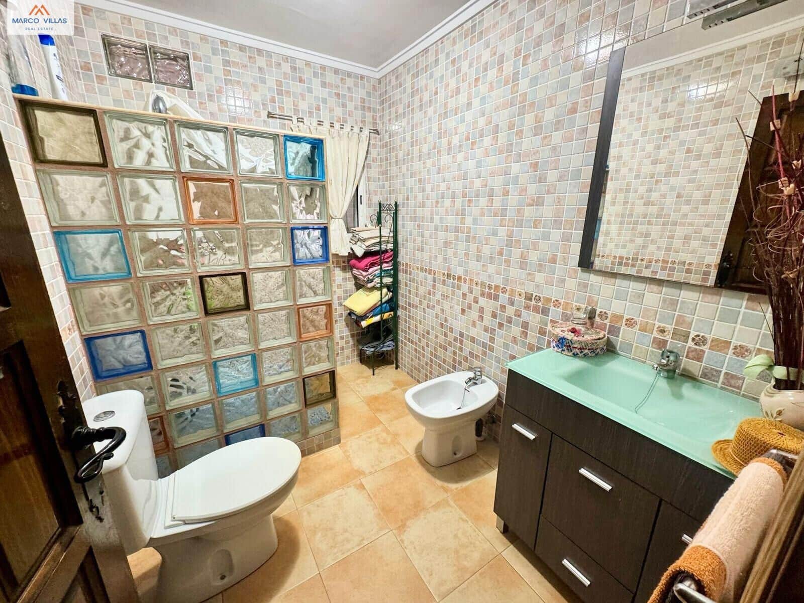 5 bedroom Villa for sale in San Fulgencio with pool garage - € 425,000 (Ref: 9310887)