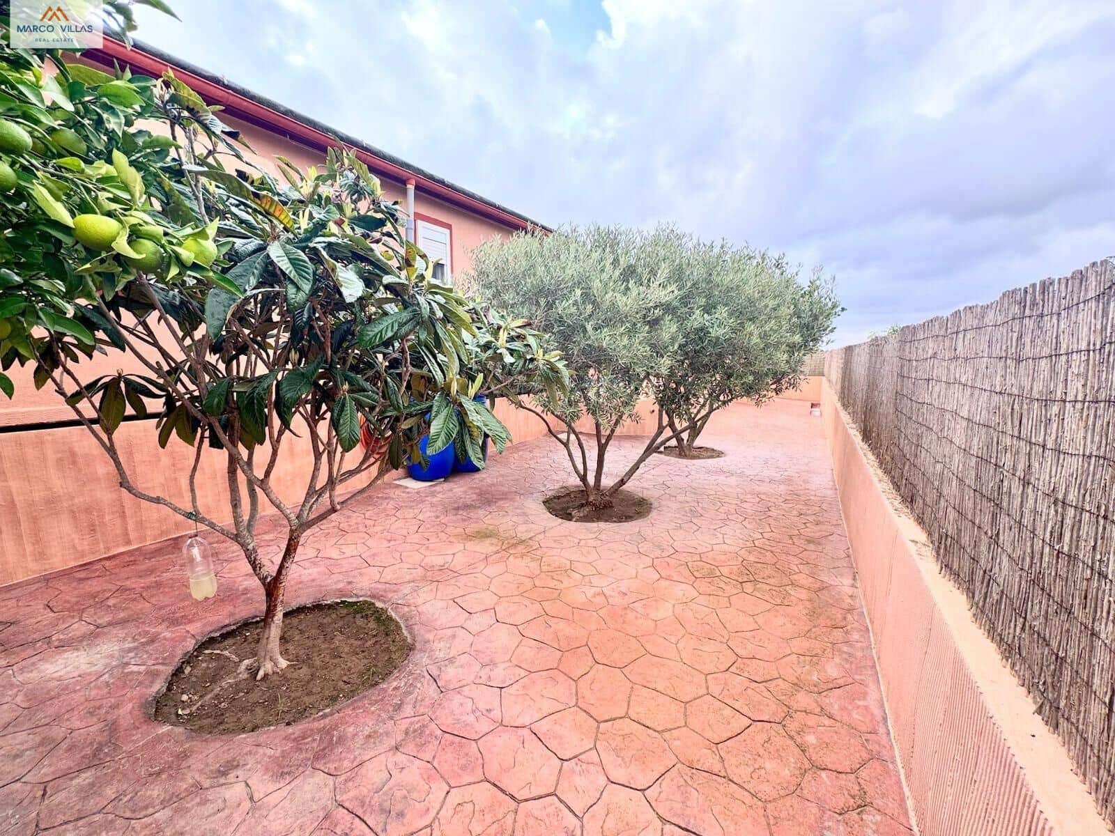 5 bedroom Villa for sale in San Fulgencio with pool garage - € 425,000 (Ref: 9310887)