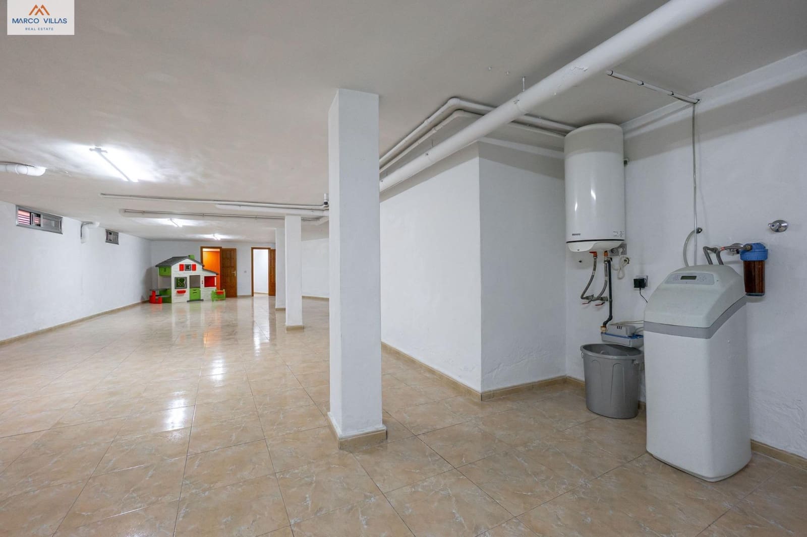 Chalet de 4 habitaciones en Rojales en venta con garaje - 389.000 € (Ref: 9355838)