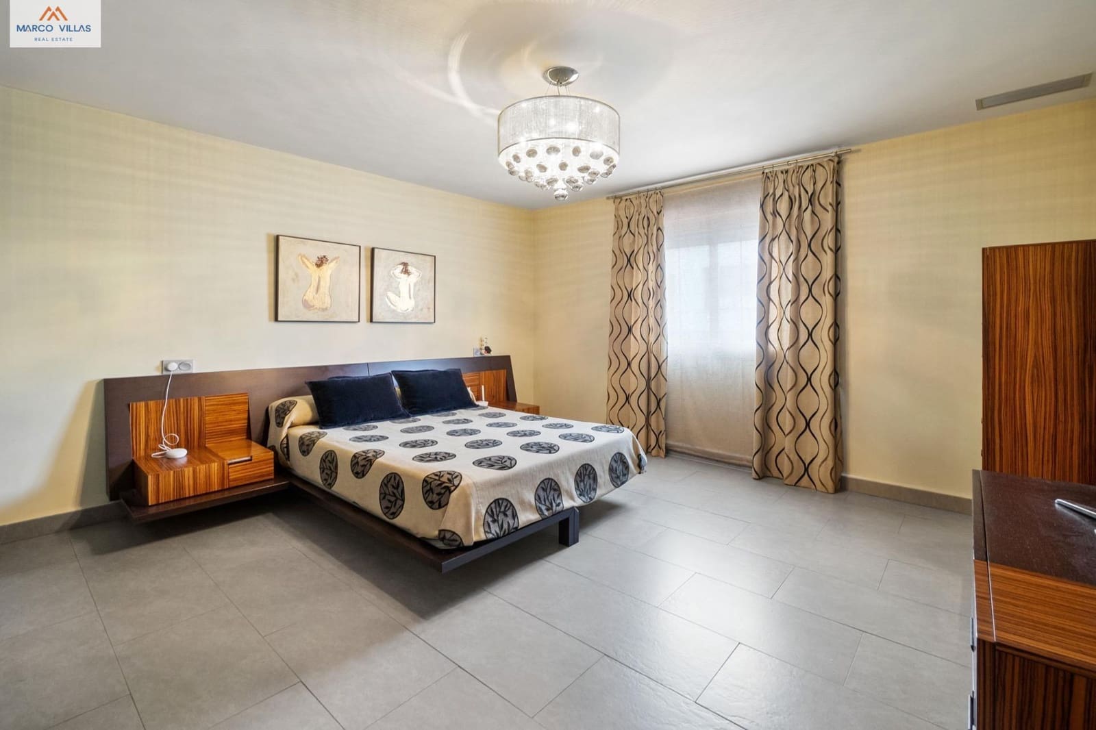 Chalet de 4 habitaciones en Rojales en venta con garaje - 389.000 € (Ref: 9355838)