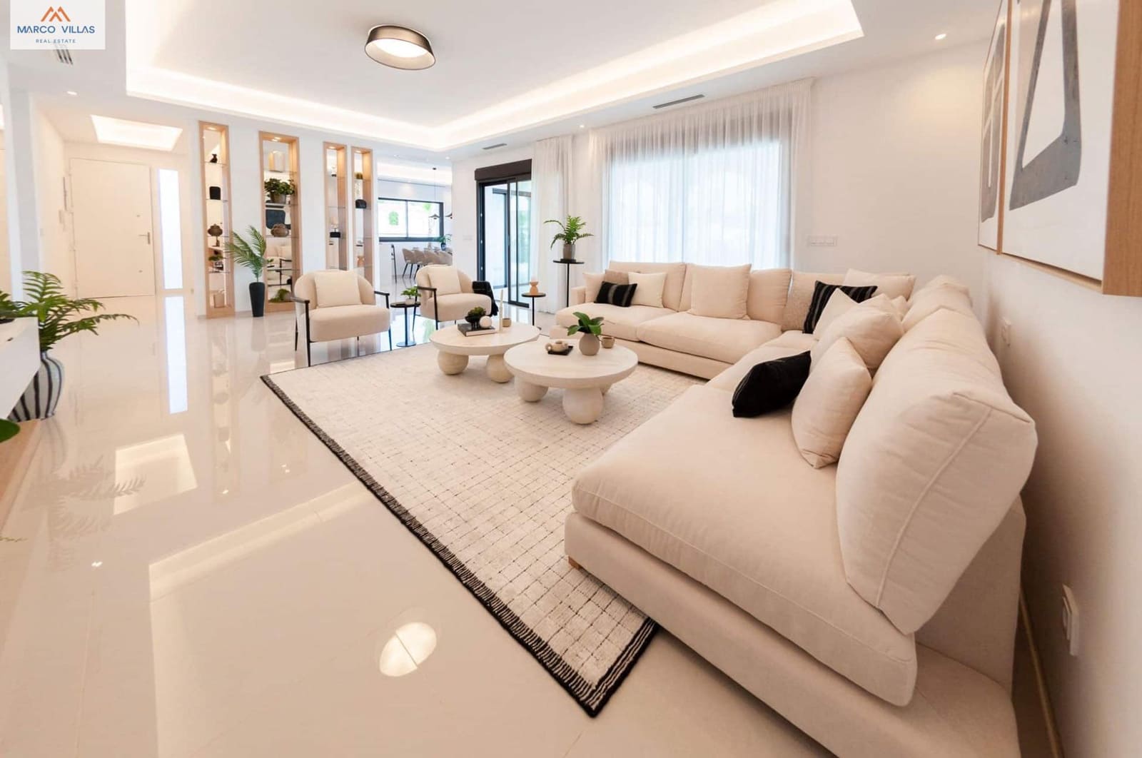 3 bedroom Villa for sale in Ciudad Quesada with pool - € 872,000 (Ref: 9379018)