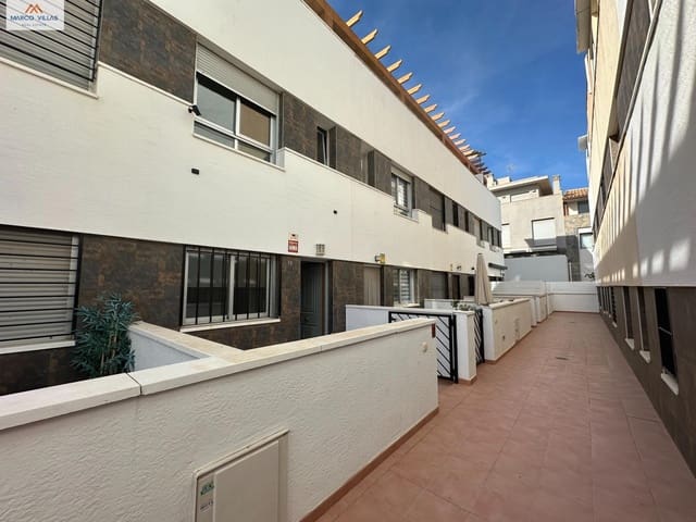 3 slaapkamer Bungalow te koop in Los Secanos, Guardamar del Segura met zwembad garage - € 185.000 (Ref: 9382834)