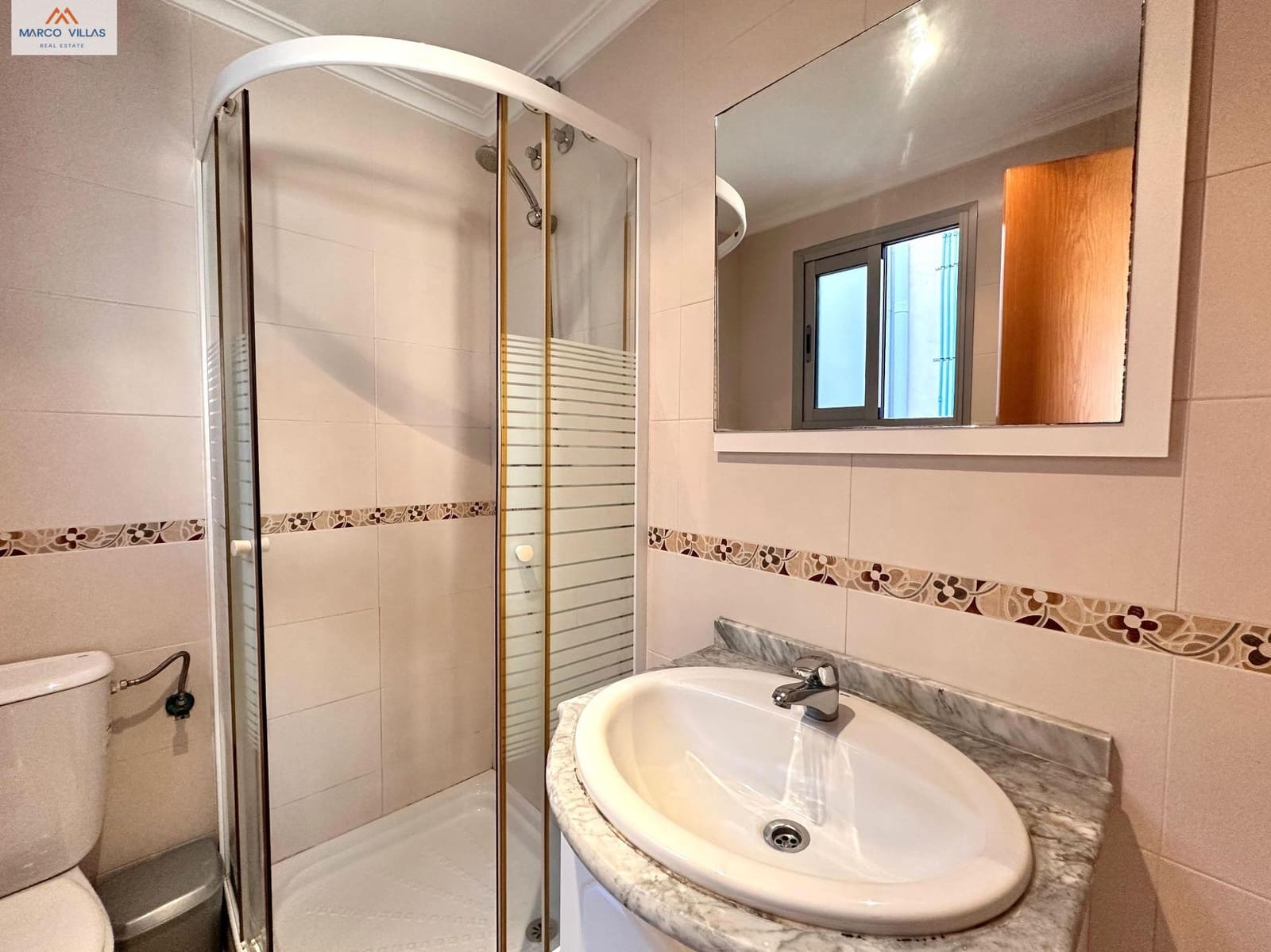 2 makuuhuone Asunto myytävänä paikassa Guardamar del Segura - 195 000 € (Ref: 9403355)