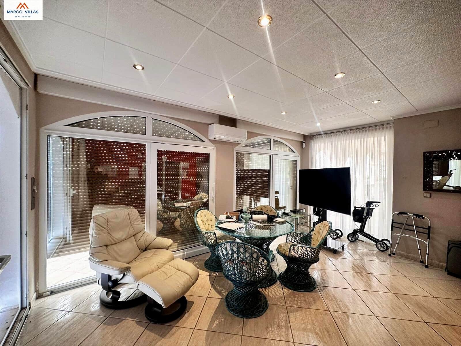 4 sypialnia Willa na sprzedaż w San Fulgencio z basenem garażem - 519 990 € (Ref: 9472973)