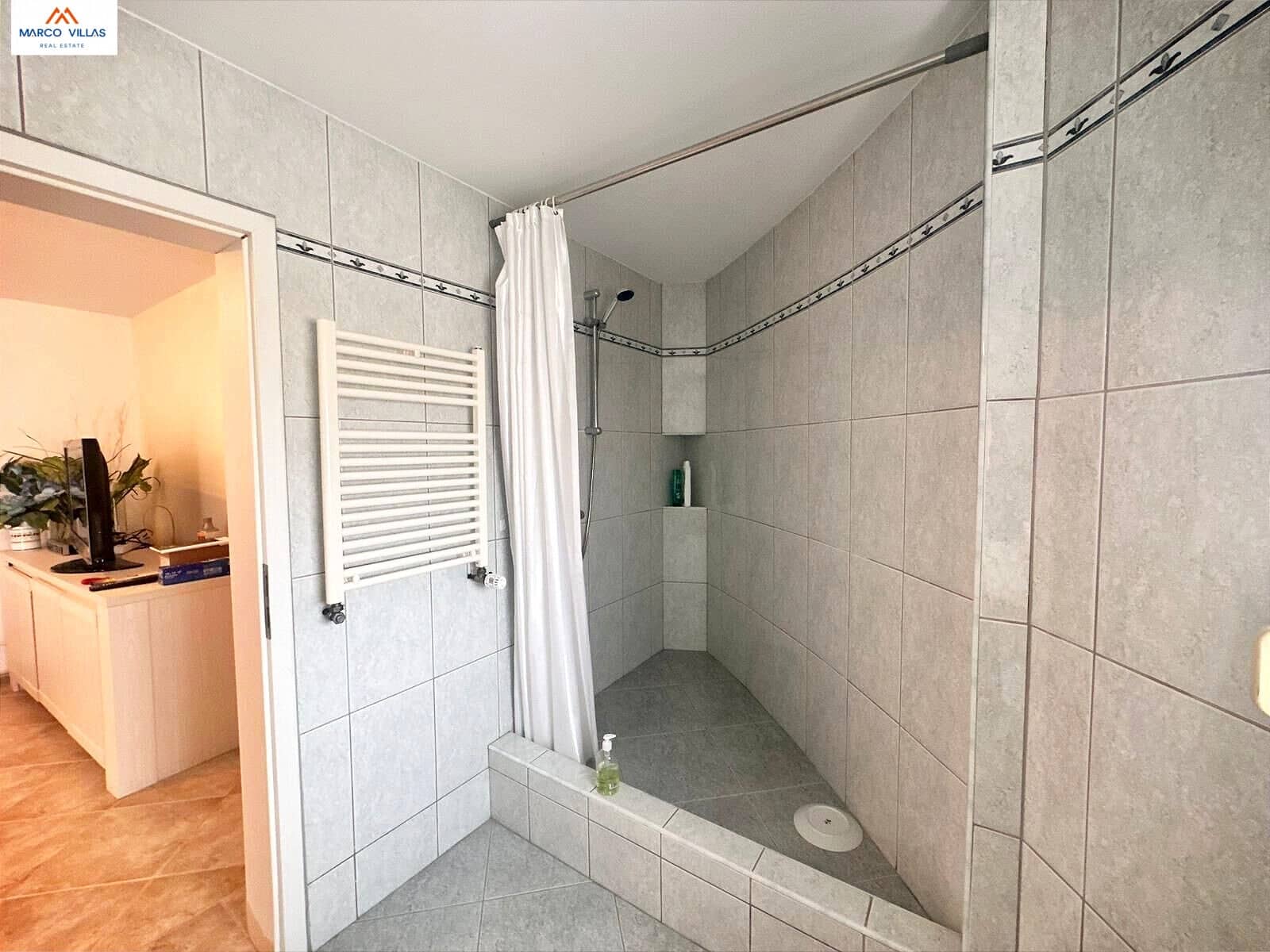 4 bedroom Villa for sale in San Fulgencio with pool garage - € 519,990 (Ref: 9472973)