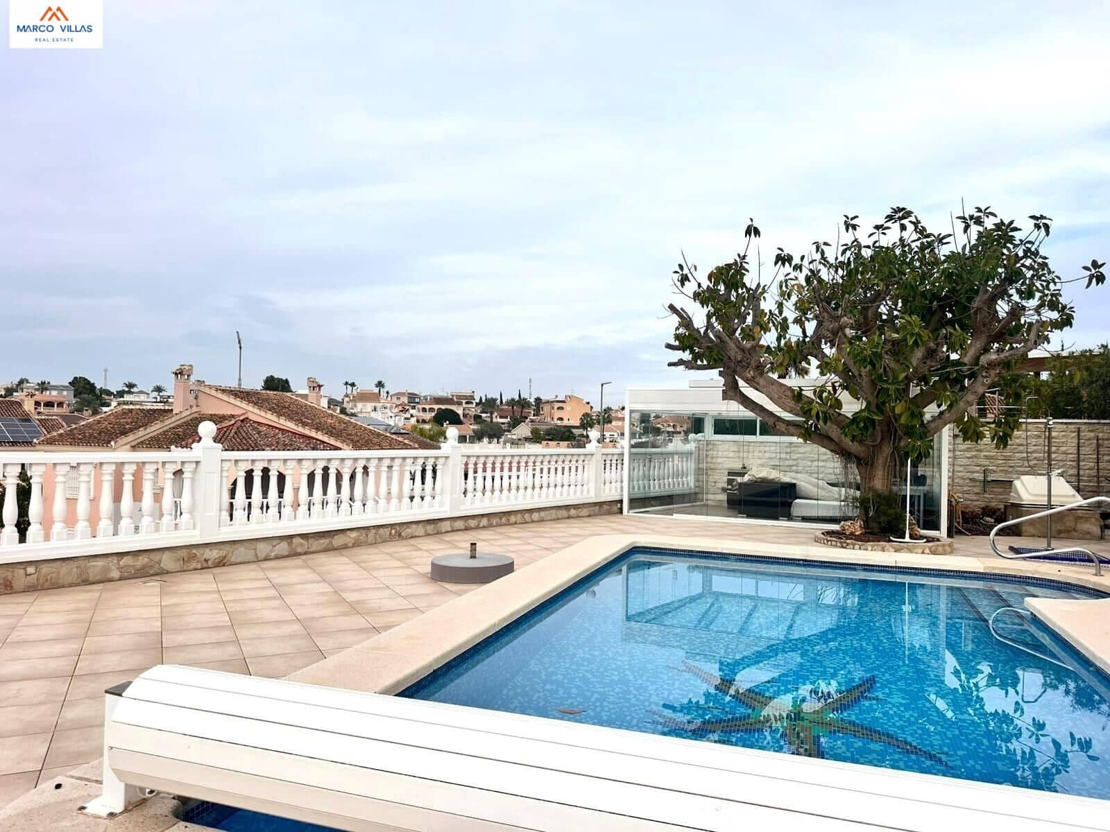 4 bedroom Villa for sale in San Fulgencio with pool garage - € 519,990 (Ref: 9472973)