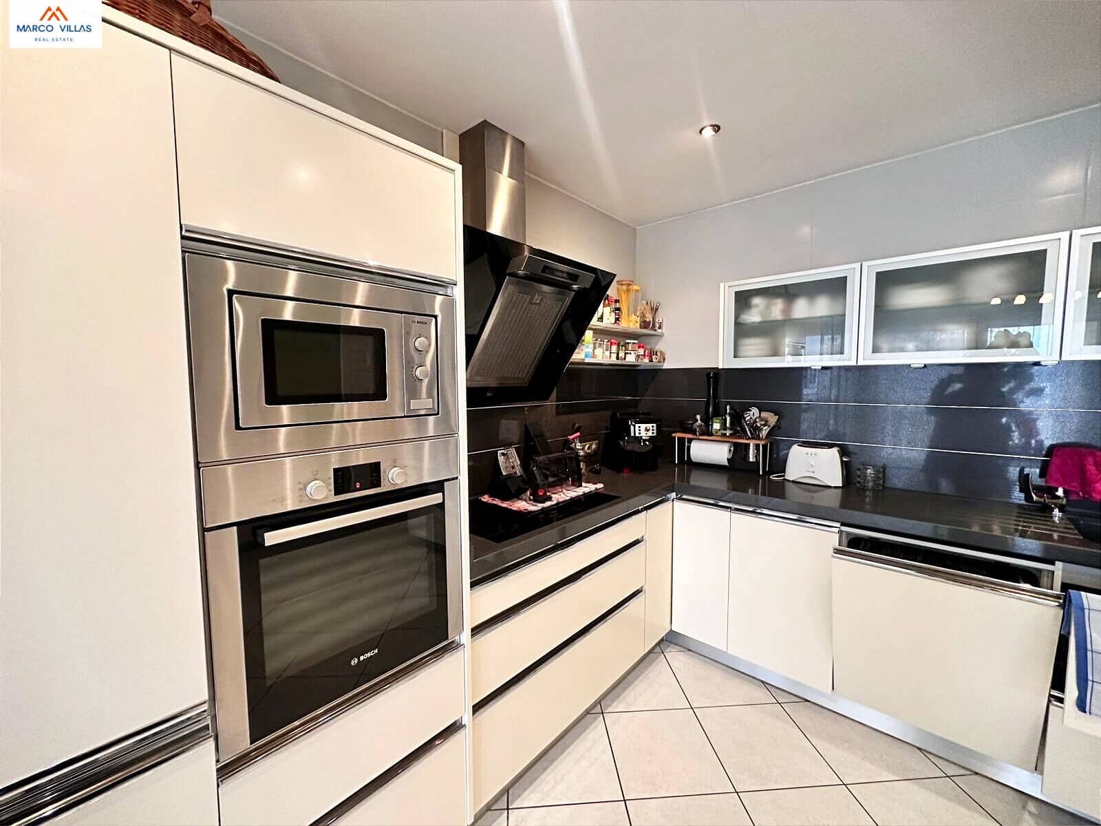 4 bedroom Villa for sale in San Fulgencio with pool garage - € 519,990 (Ref: 9472973)