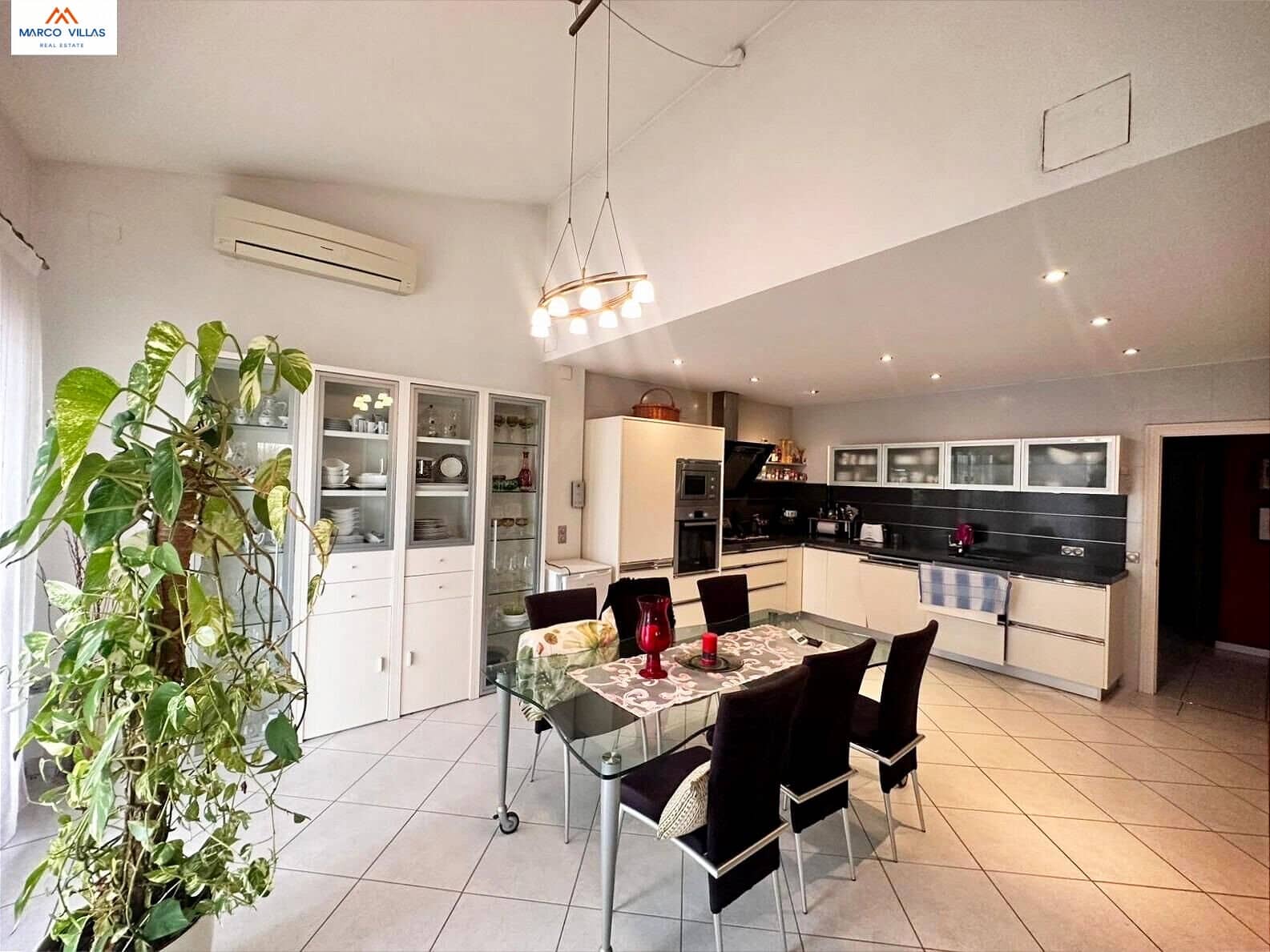 4 bedroom Villa for sale in San Fulgencio with pool garage - € 519,990 (Ref: 9472973)