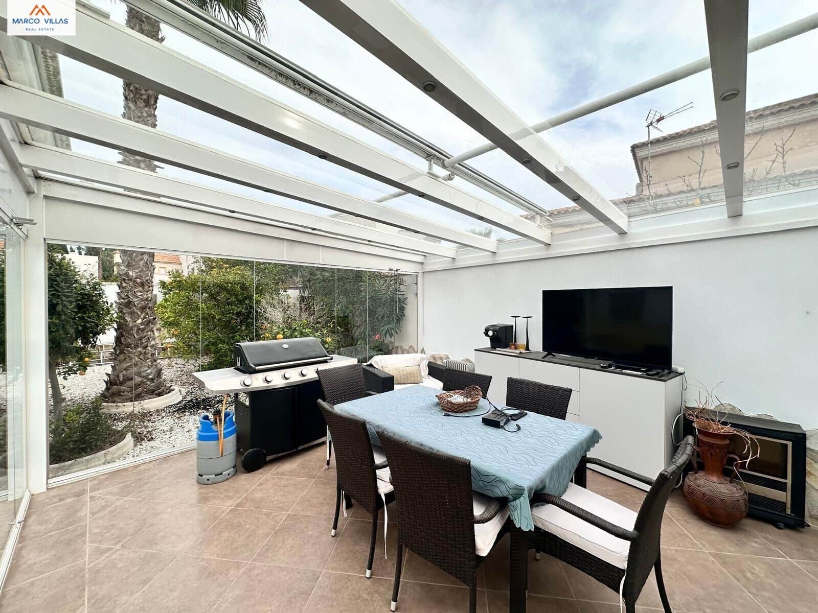 4 bedroom Villa for sale in San Fulgencio with pool garage - € 519,990 (Ref: 9472973)