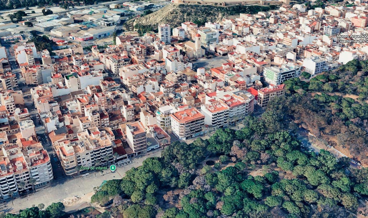 1 bedroom Penthouse for sale in Guardamar del Segura with pool - € 339,500 (Ref: 9482038)