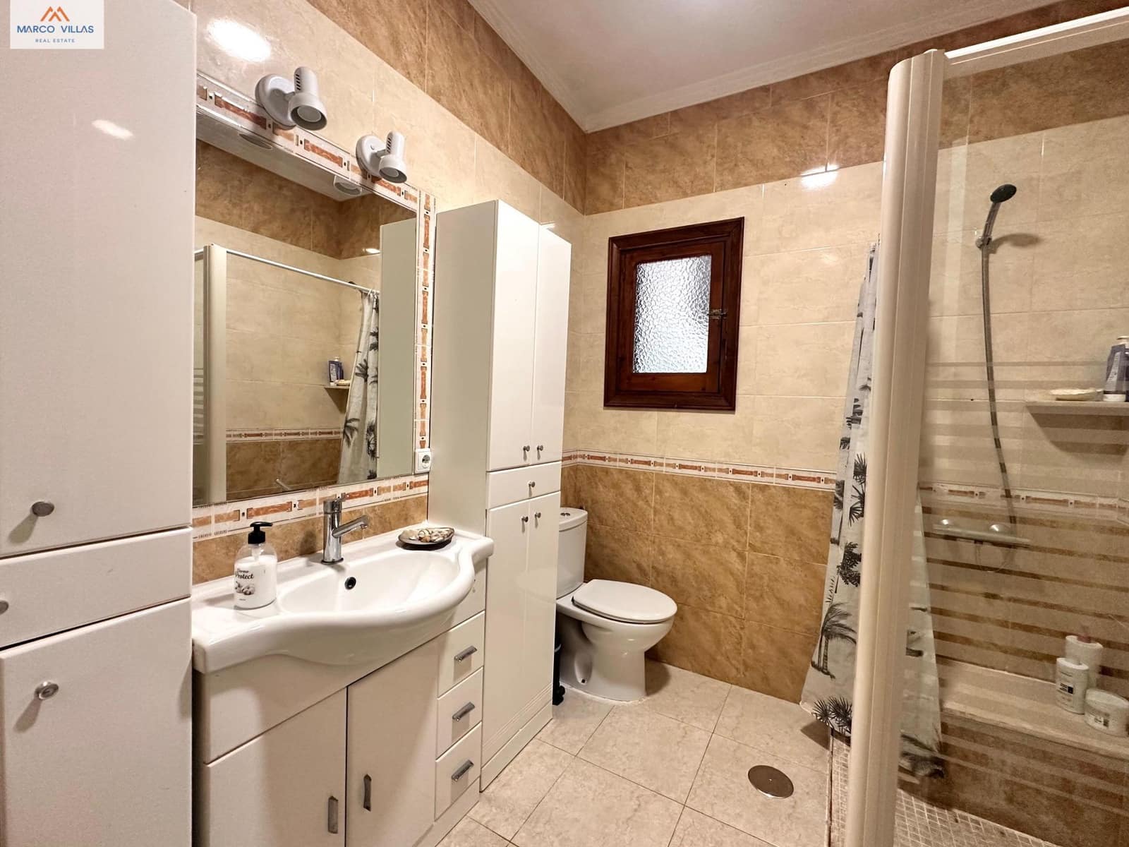 5 bedroom Villa for sale in Rojales with pool garage - € 435,000 (Ref: 9504288)