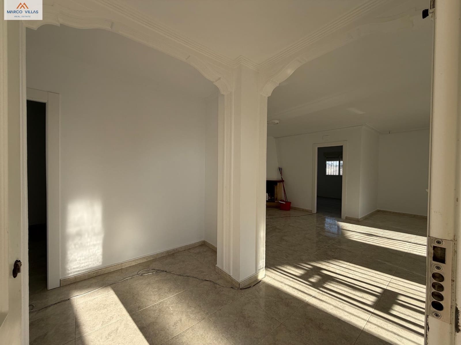 3 soveværelse Villa til salg i La Hoya med swimmingpool - € 298.900 (Ref: 9518898)