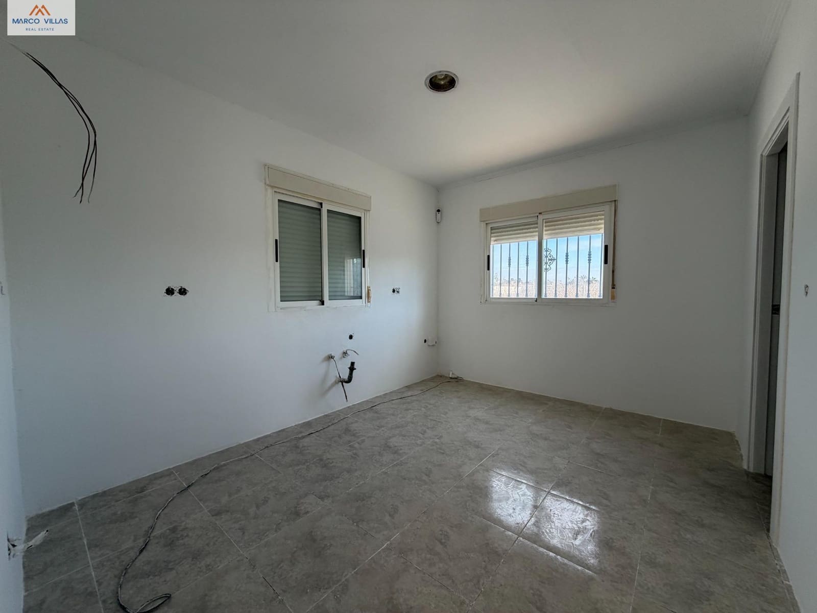 3 soveværelse Villa til salg i La Hoya med swimmingpool - € 298.900 (Ref: 9518898)