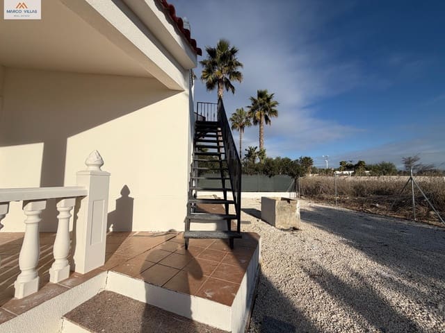 3 soveværelse Villa til salg i La Hoya, Elche / Elx med swimmingpool - € 298.900 (Ref: 9518898)