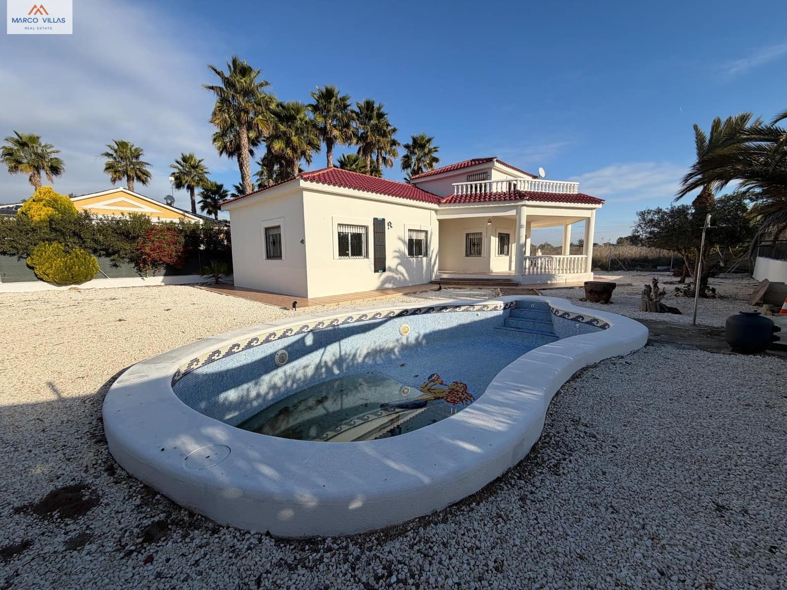 3 soveværelse Villa til salg i La Hoya med swimmingpool - € 298.900 (Ref: 9518898)