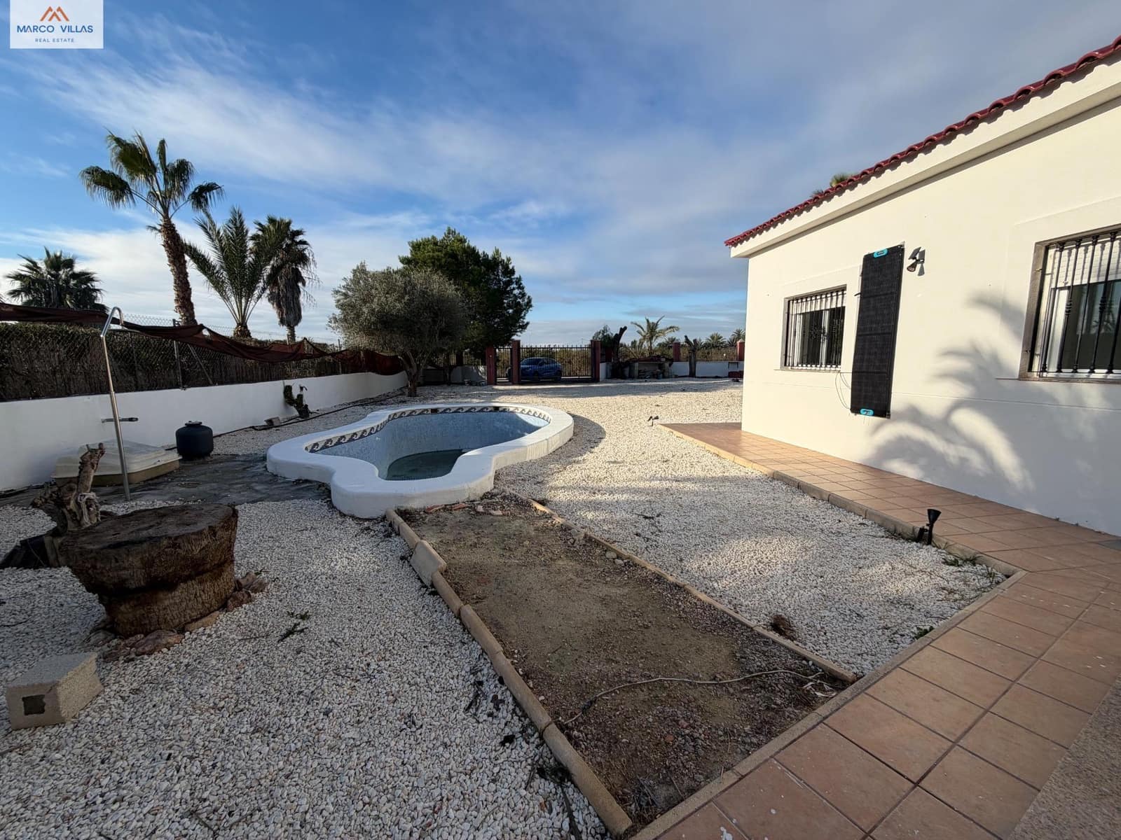 3 soveværelse Villa til salg i La Hoya med swimmingpool - € 298.900 (Ref: 9518898)