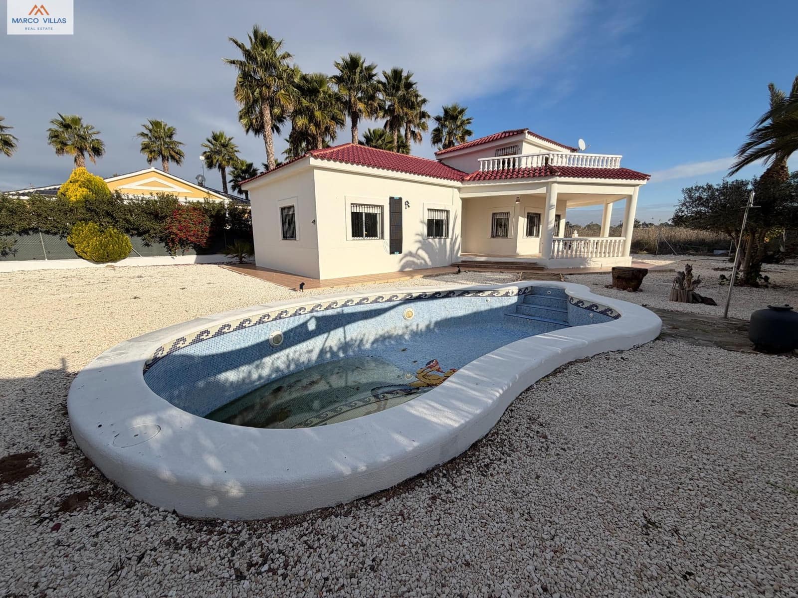 3 soveværelse Villa til salg i La Hoya med swimmingpool - € 298.900 (Ref: 9518898)