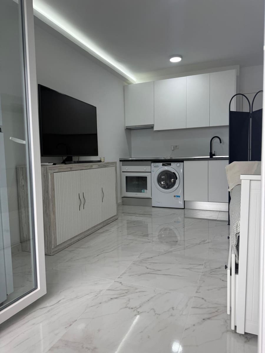 1 Zimmer Apartment zu verkaufen in Ciudad Quesada mit Pool - 94.900 € (Ref: 9543602)