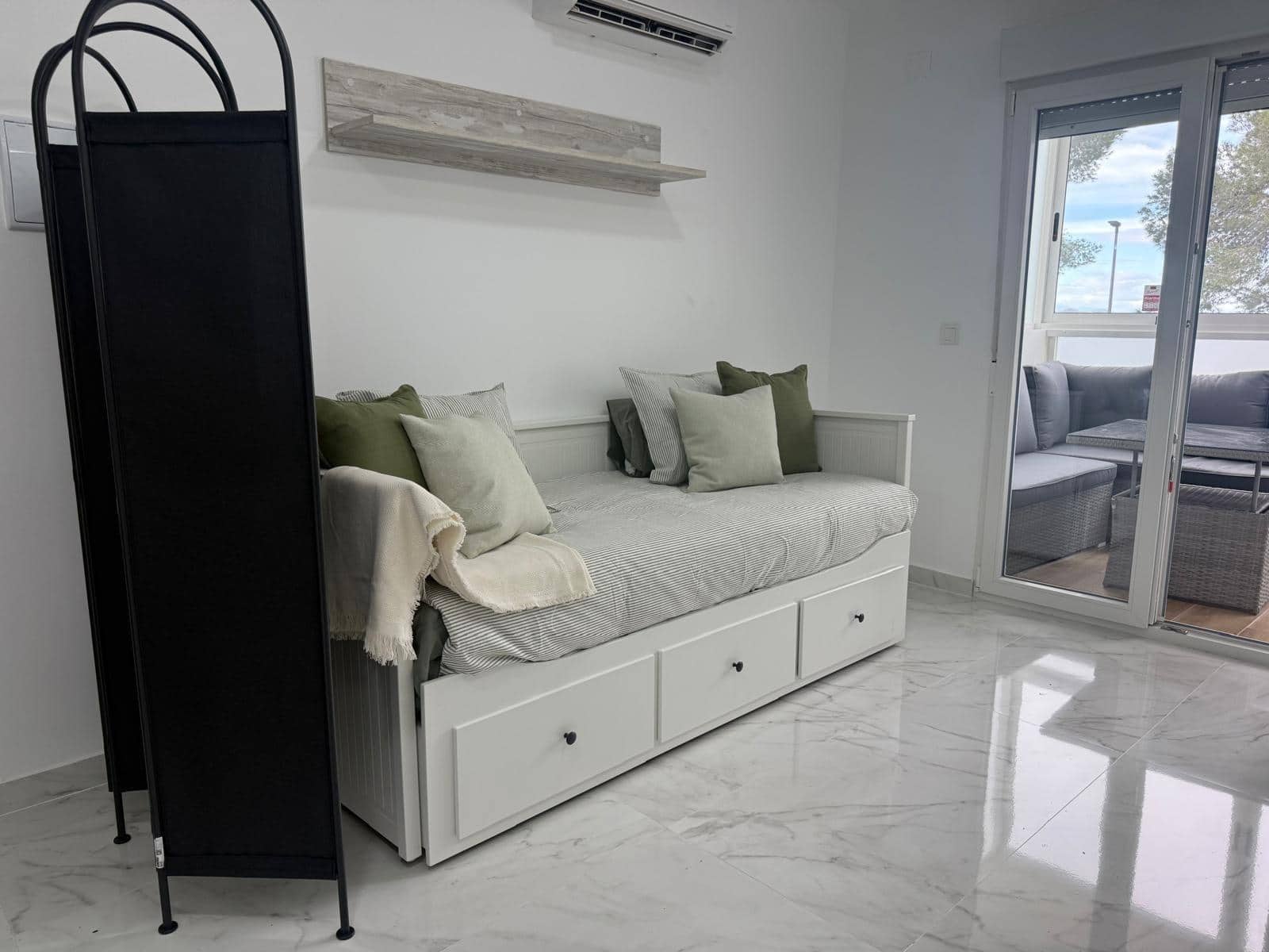 1 Zimmer Apartment zu verkaufen in Ciudad Quesada mit Pool - 94.900 € (Ref: 9543602)