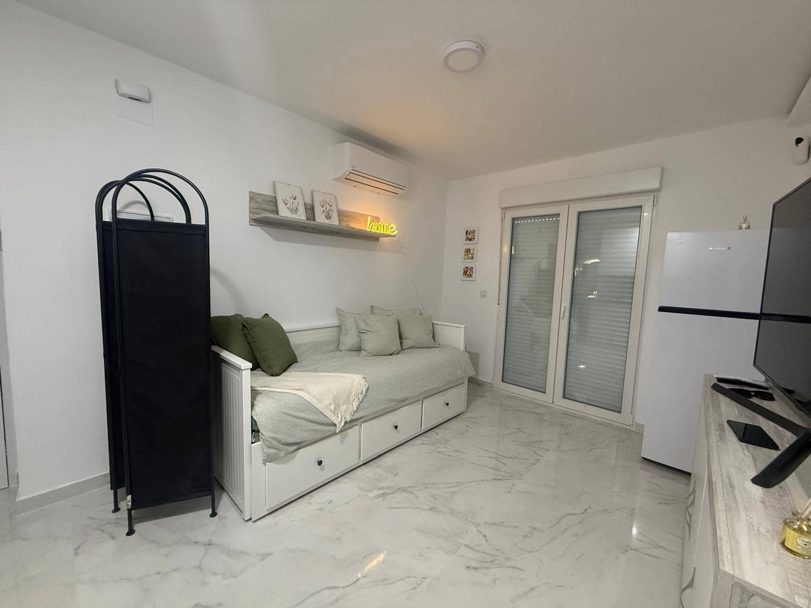 1 Zimmer Apartment zu verkaufen in Ciudad Quesada mit Pool - 94.900 € (Ref: 9543602)
