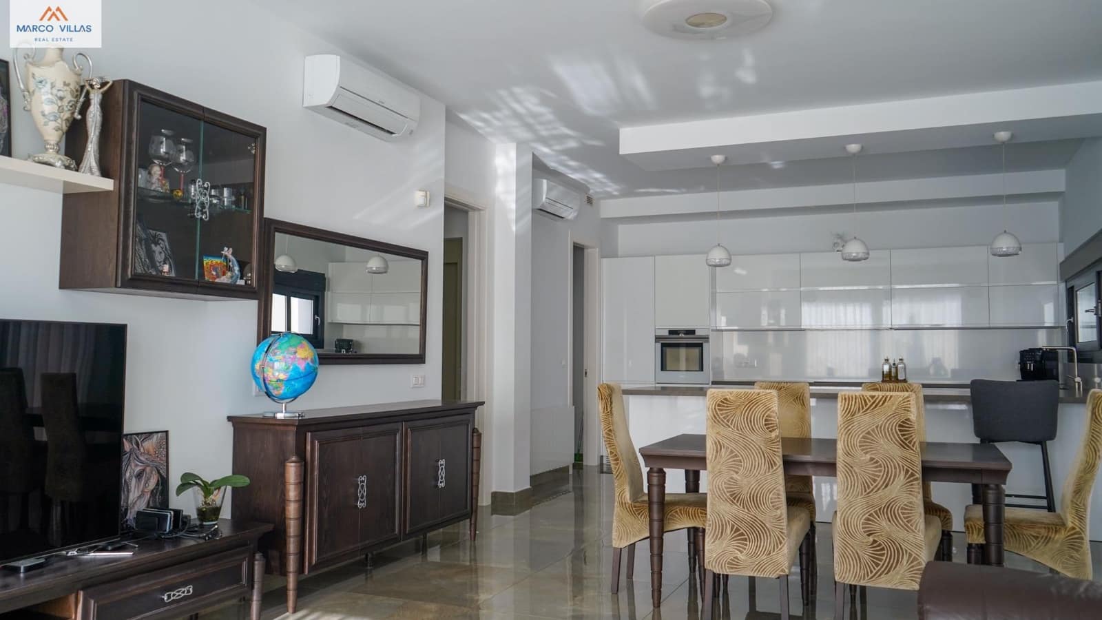 5 bedroom Villa for sale in San Fulgencio with pool garage - € 1,500,000 (Ref: 9604964)