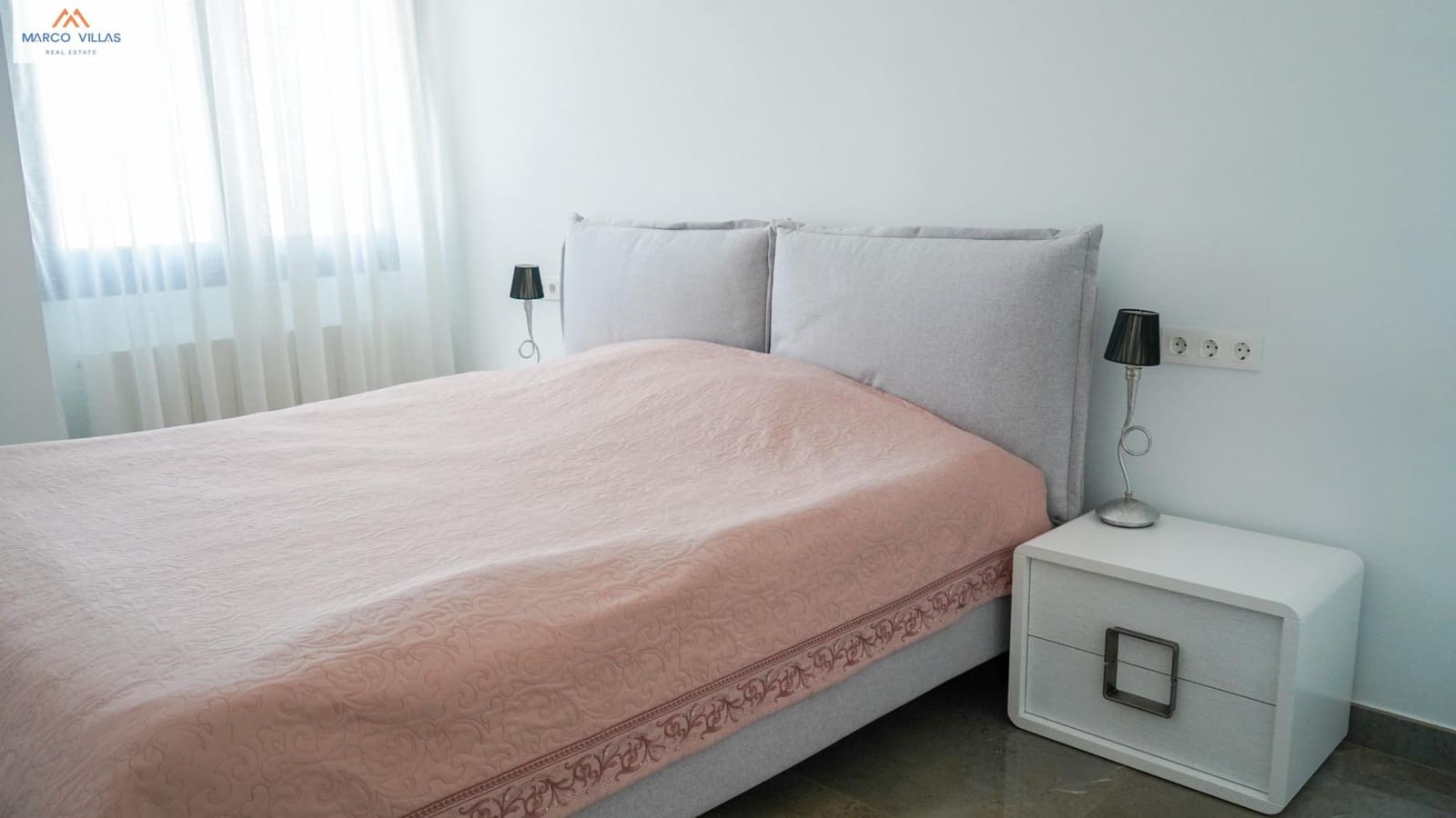 5 bedroom Villa for sale in San Fulgencio with pool garage - € 1,500,000 (Ref: 9604964)