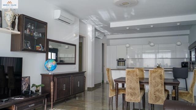 5 bedroom Villa for sale in San Fulgencio with pool garage - € 1,500,000 (Ref: 9604964)