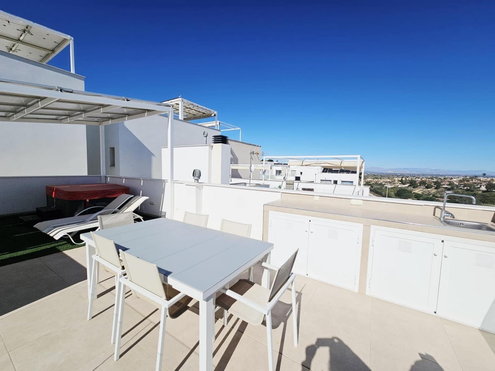 3 makuuhuone Rivitalo myytävänä paikassa Benimar mukana uima-altaan - 439 000 € (Ref: 9627489)