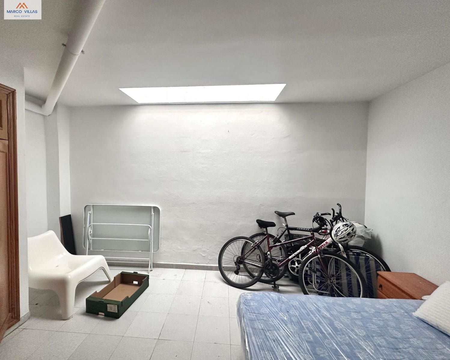 4 bedroom Apartment for sale in Guardamar del Segura with garage - € 285,000 (Ref: 9648102)