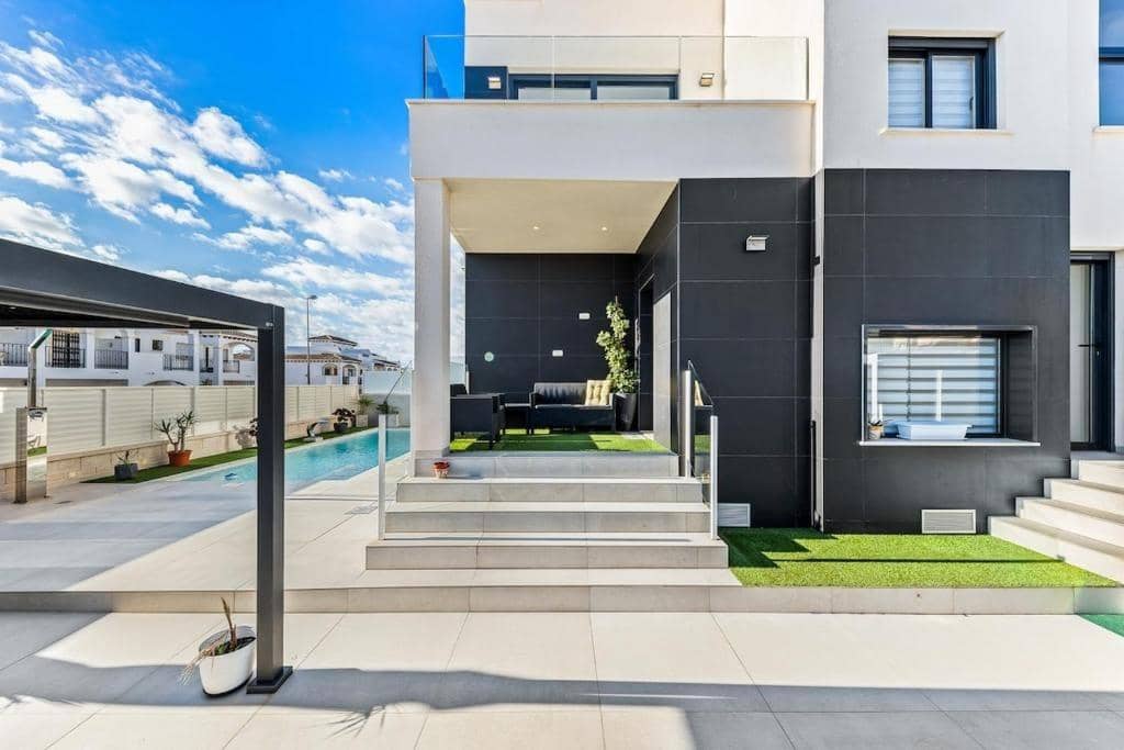 2 camera da letto Villa in vendita in Orihuela Costa con piscina - 750.000 € (Rif: 9666484)