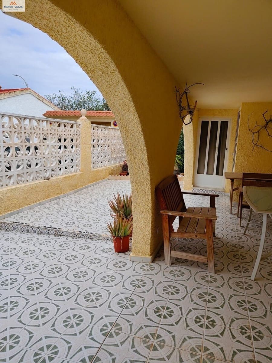 3 soveværelse Villa til salg i San Fulgencio med garage - € 185.000 (Ref: 9695334)