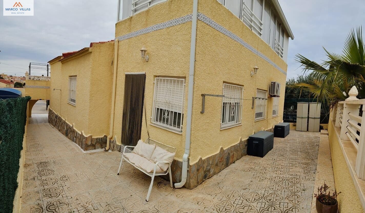 3 soveværelse Villa til salg i San Fulgencio med garage - € 185.000 (Ref: 9695334)