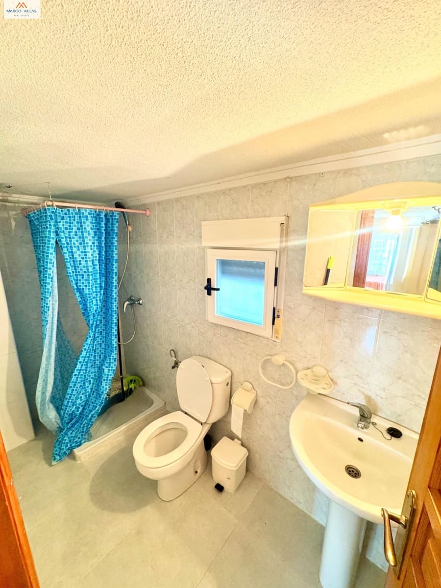 3 bedroom Villa for sale in San Fulgencio with garage - € 185,000 (Ref: 9695334)