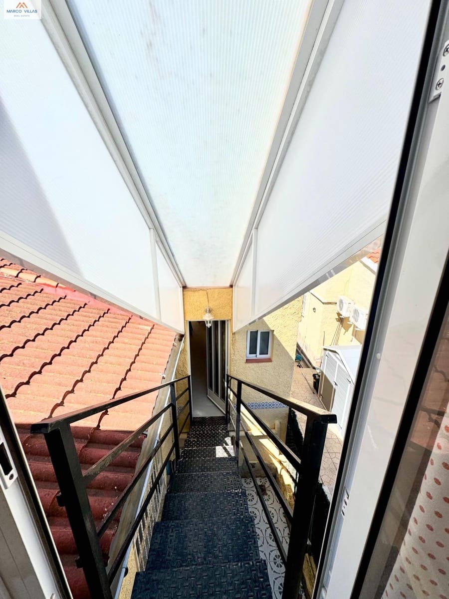 3 bedroom Villa for sale in San Fulgencio with garage - € 185,000 (Ref: 9695334)