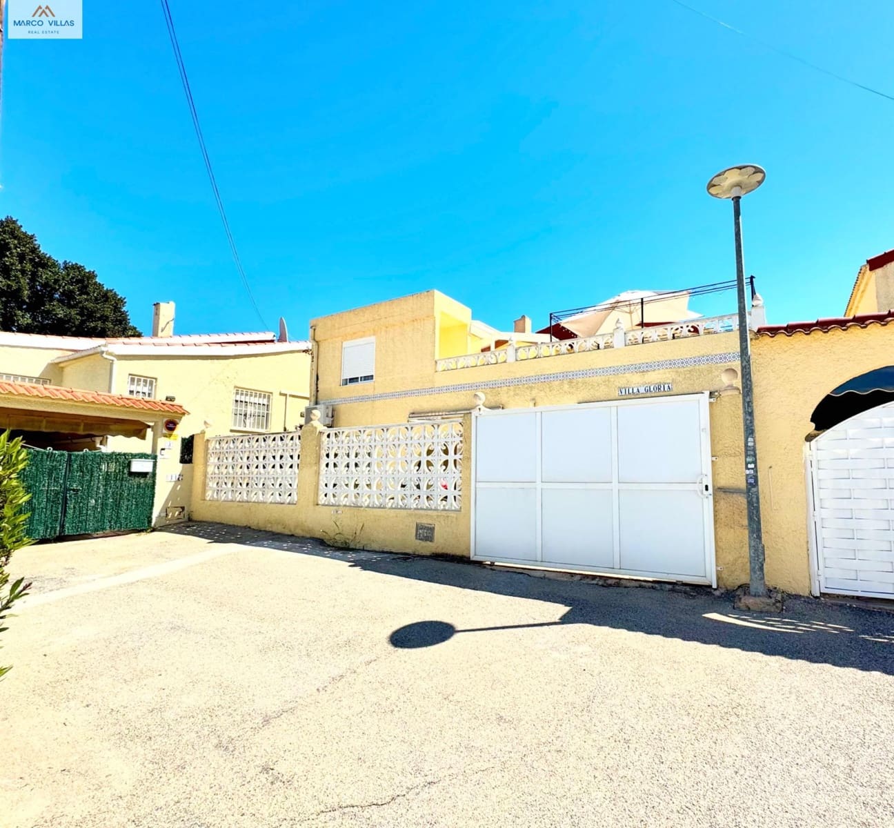 3 bedroom Villa for sale in San Fulgencio with garage - € 185,000 (Ref: 9695334)